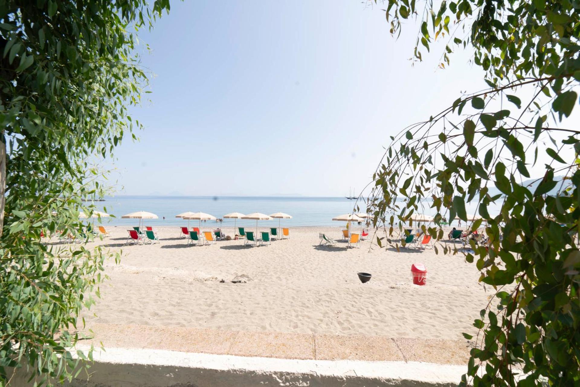 Testa Di Monaco Natural Beach 卡普多兰多 外观 照片