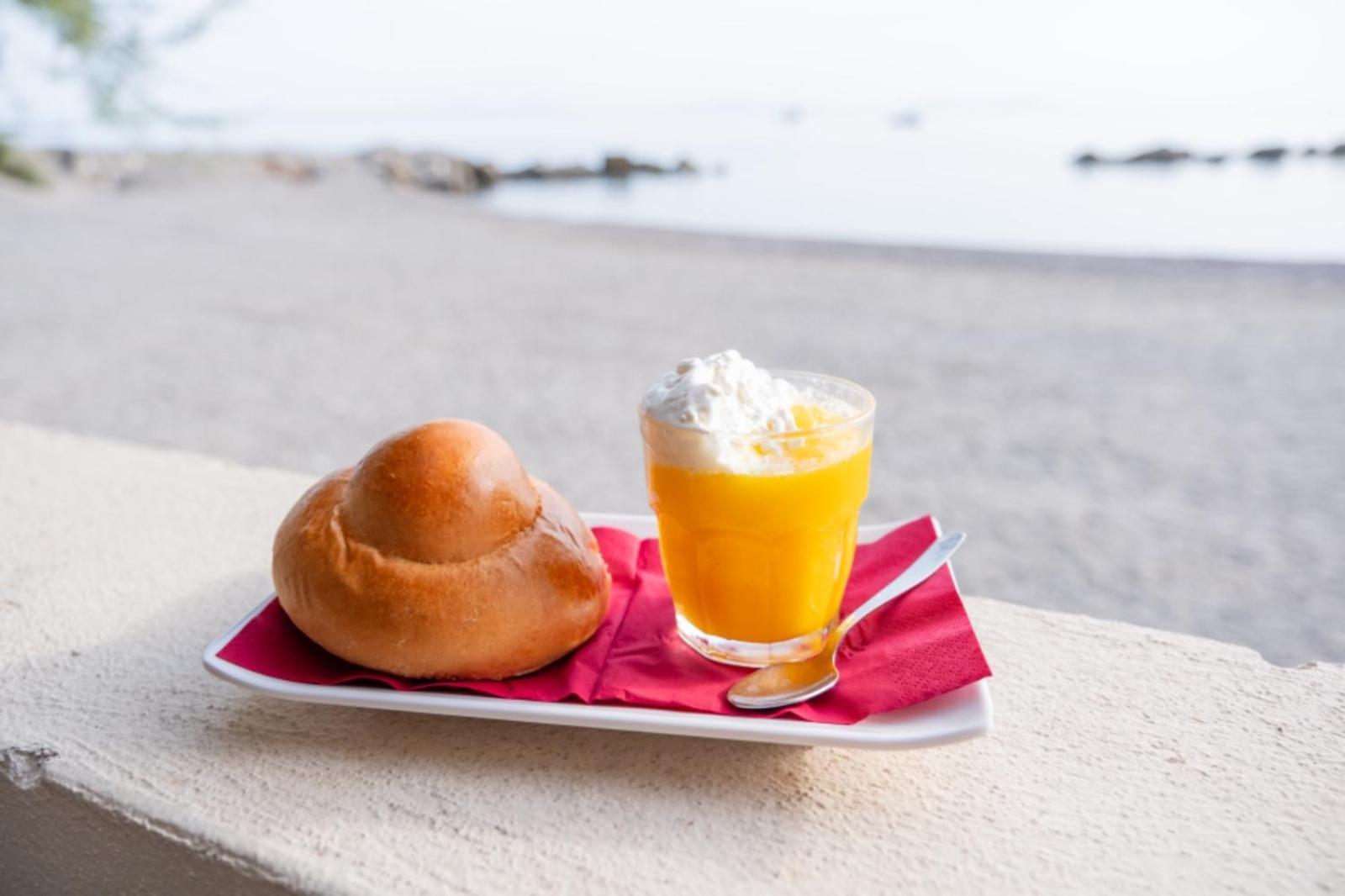 Testa Di Monaco Natural Beach 卡普多兰多 外观 照片